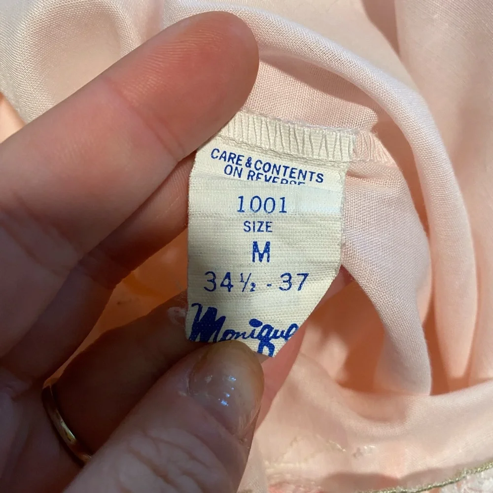 Vintage Pink Ruffle-Trim Nightgown Size Medium - Picture 4 of 4